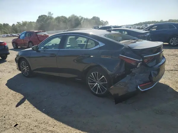 58ADA1C11NU016902 2022 LEXUS ES - Image 2
