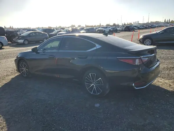 58ADA1C11NU017306 2022 LEXUS ES - Image 2