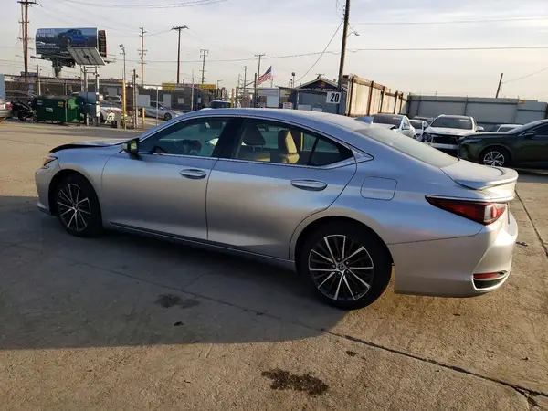 58ADA1C11PU028986 2023 LEXUS ES - Image 2