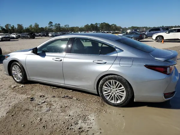 58ADA1C11PU030897 2023 LEXUS ES - Image 2