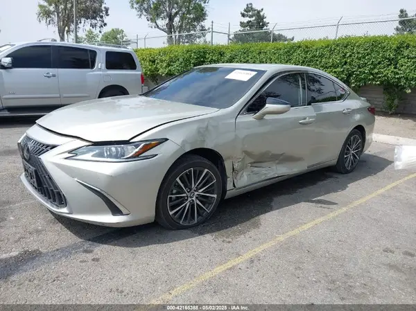 58ADA1C11PU031239 2023 LEXUS ES - Image 2