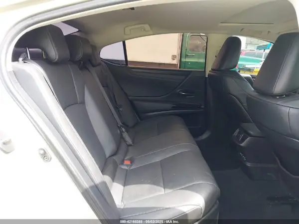 58ADA1C11PU031239 2023 LEXUS ES - Image 8