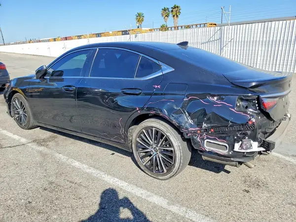 58ADA1C11PU032472 2023 LEXUS ES - Image 2