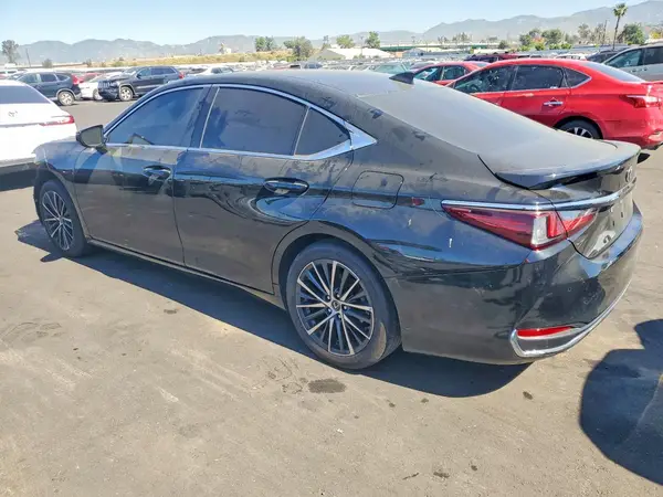 58ADA1C11RU047914 2024 LEXUS ES - Image 2
