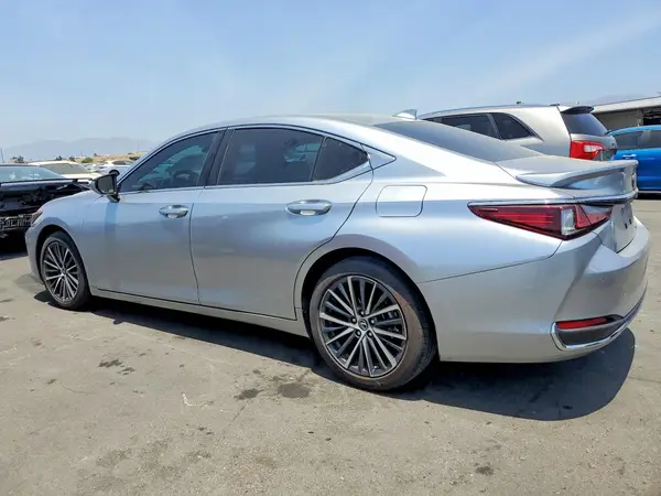 58ADA1C11RU049940 2024 LEXUS ES - Image 2