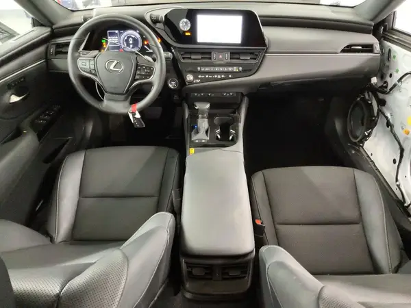 58ADA1C11RU052451 2024 LEXUS ES - Image 8