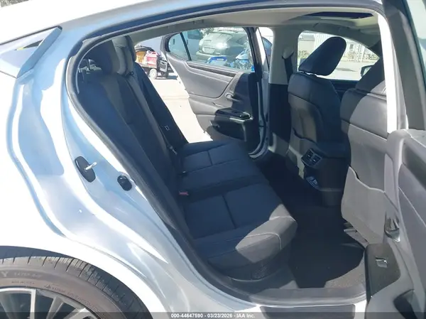 58ADA1C11RU052644 2024 LEXUS ES - Image 8