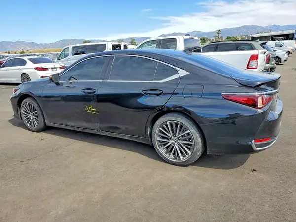 58ADA1C11RU052725 2024 LEXUS ES - Image 2