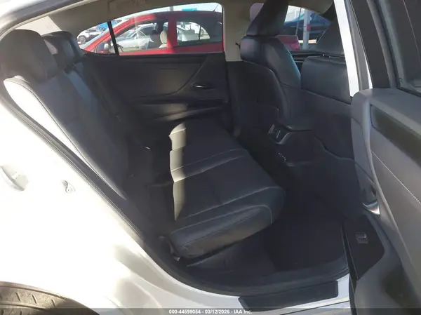 58ADA1C11RU053342 2024 LEXUS ES - Image 8