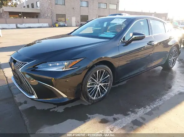 58ADA1C11SU059356 2025 LEXUS ES - Image 2