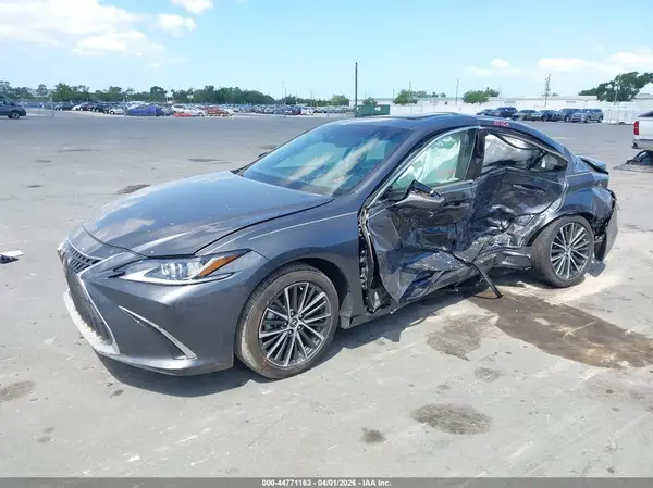 58ADA1C11SU062693 2025 LEXUS ES - Image 2