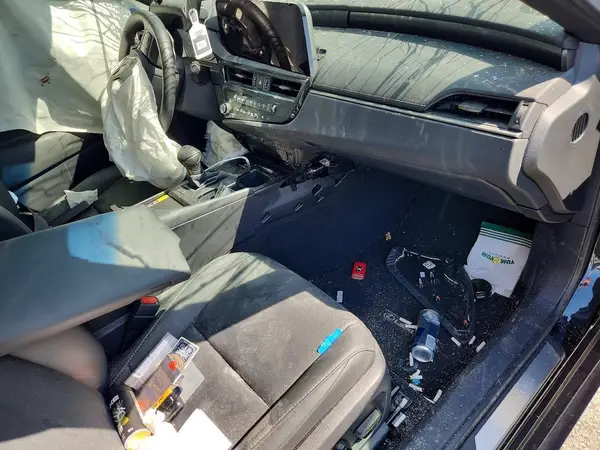 58ADA1C11SU076013 2025 LEXUS ES - Image 8