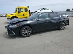 58ADA1C12MU006944 2021 LEXUS ES