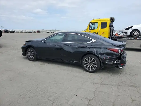 58ADA1C12MU006944 2021 LEXUS ES - Image 2