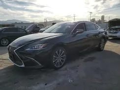 58ADA1C12MU008533 2021 LEXUS ES