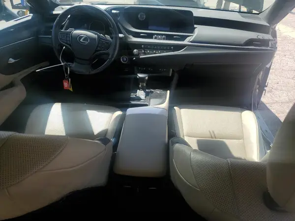 58ADA1C12MU009178 2021 LEXUS ES - Image 8