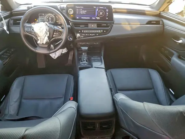 58ADA1C12NU015967 2022 LEXUS ES - Image 8