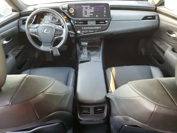 58ADA1C12NU025768 2022 LEXUS ES - Image 8