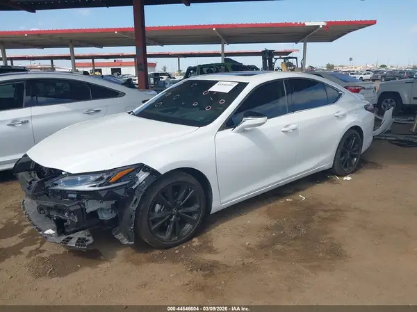 58ADA1C12PU030844 2023 LEXUS ES - Image 2