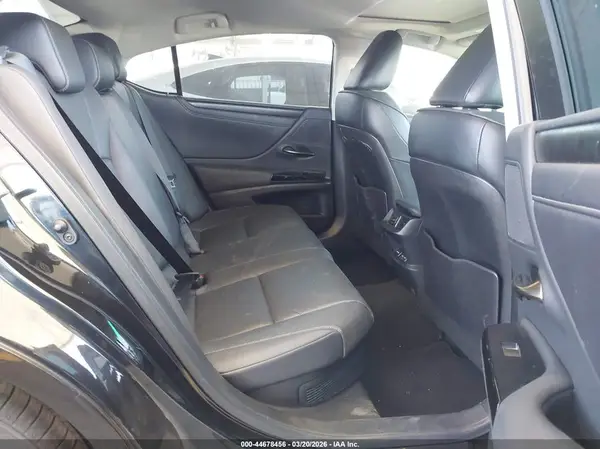 58ADA1C12PU031024 2023 LEXUS ES - Image 8