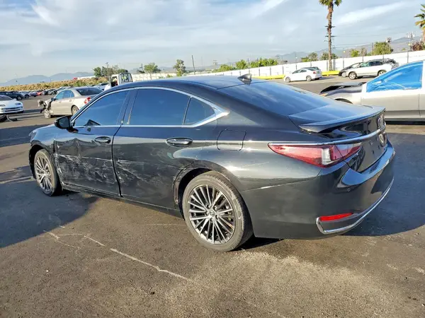 58ADA1C12PU031718 2023 LEXUS ES - Image 2