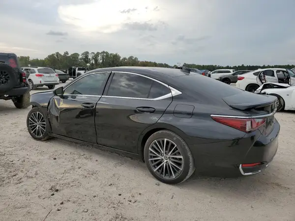 58ADA1C12RU038851 2024 LEXUS ES - Image 2