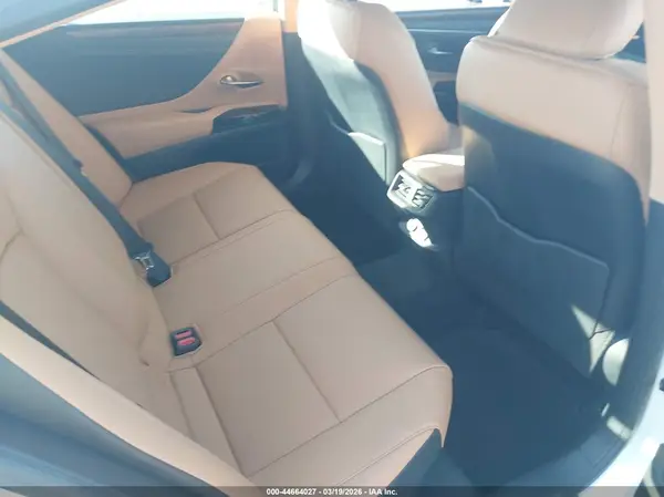 58ADA1C12RU043919 2024 LEXUS ES - Image 8