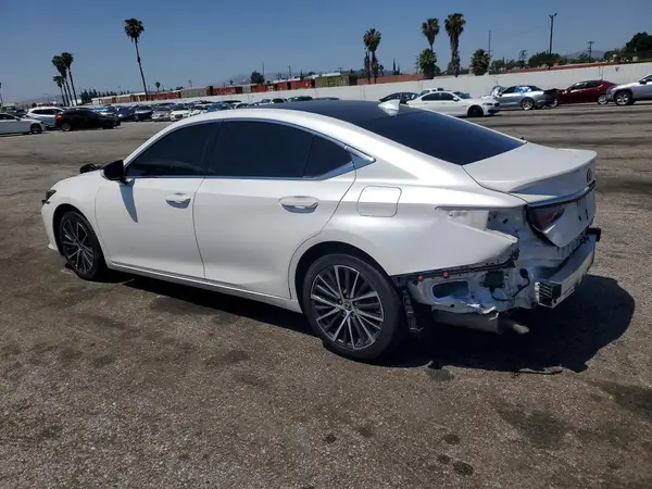 58ADA1C12RU053608 2024 LEXUS ES - Image 2