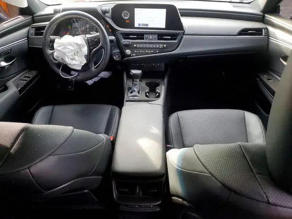 58ADA1C12SU054361 2025 LEXUS ES - Image 8