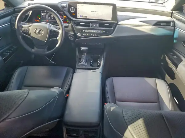58ADA1C12SU057132 2025 LEXUS ES - Image 8