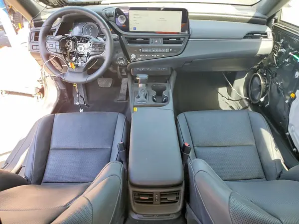 58ADA1C12SU070057 2025 LEXUS ES - Image 8