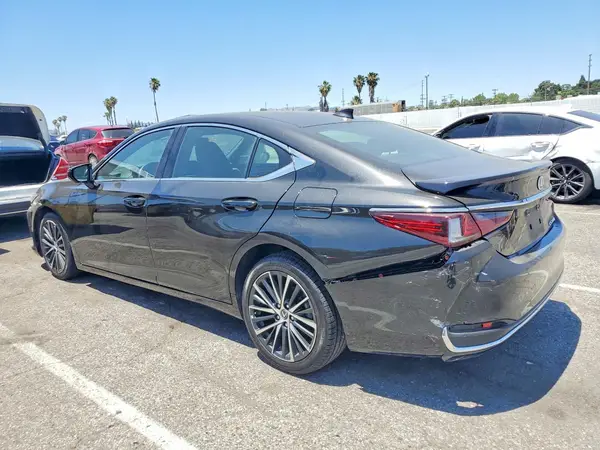 58ADA1C12SU072004 2025 LEXUS ES - Image 2