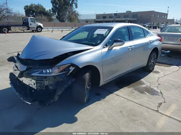58ADA1C12SU073458 2025 LEXUS ES - Image 2