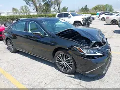 58ADA1C12SU075923 2025 LEXUS ES