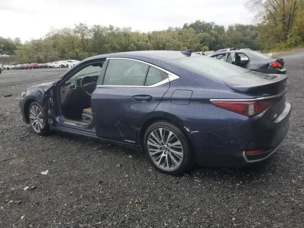 58ADA1C13MU004653 2021 LEXUS ES - Image 2