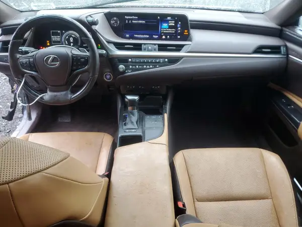 58ADA1C13MU004653 2021 LEXUS ES - Image 8
