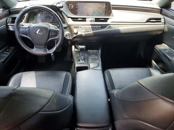 58ADA1C13MU005933 2021 LEXUS ES - Image 8