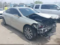 58ADA1C13MU006581 2021 LEXUS ES