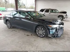 58ADA1C13MU012834 2021 LEXUS ES