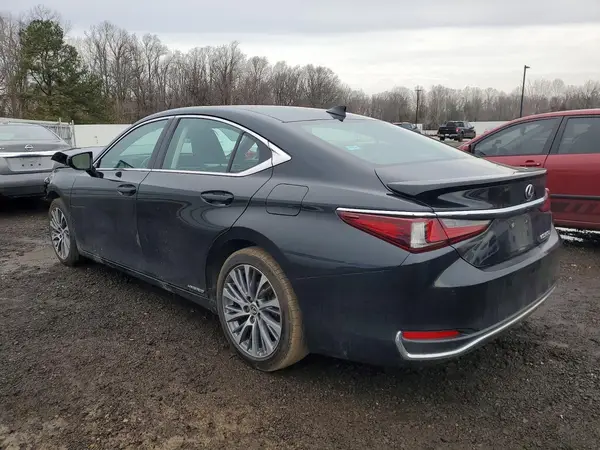 58ADA1C13MU013062 2021 LEXUS ES - Image 2