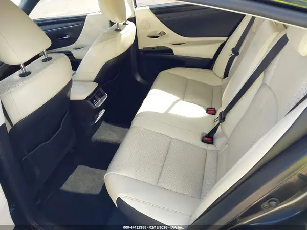 58ADA1C13NU013693 2022 LEXUS ES - Image 8