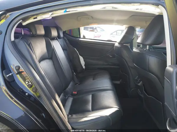 58ADA1C13NU015394 2022 LEXUS ES - Image 8