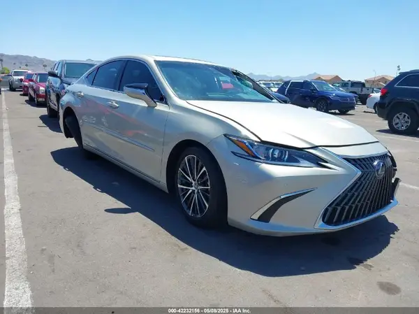 58ADA1C13NU019137 2022 LEXUS ES - Image 1