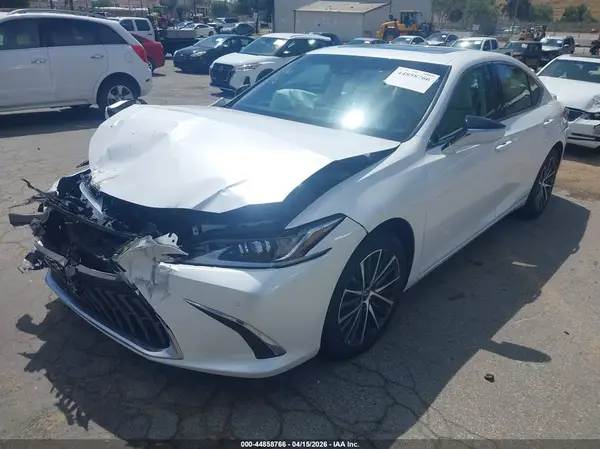 58ADA1C13NU025410 2022 LEXUS ES - Image 2