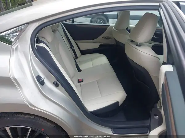 58ADA1C13PU030819 2023 LEXUS ES - Image 8