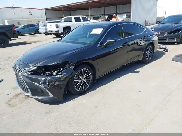 58ADA1C13PU034028 2023 LEXUS ES - Image 2