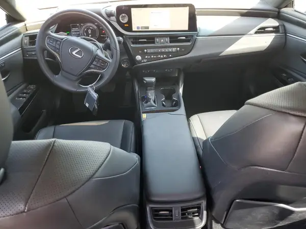 58ADA1C13RU037546 2024 LEXUS ES - Image 8