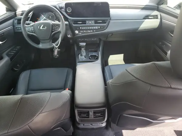 58ADA1C13RU047378 2024 LEXUS ES - Image 8