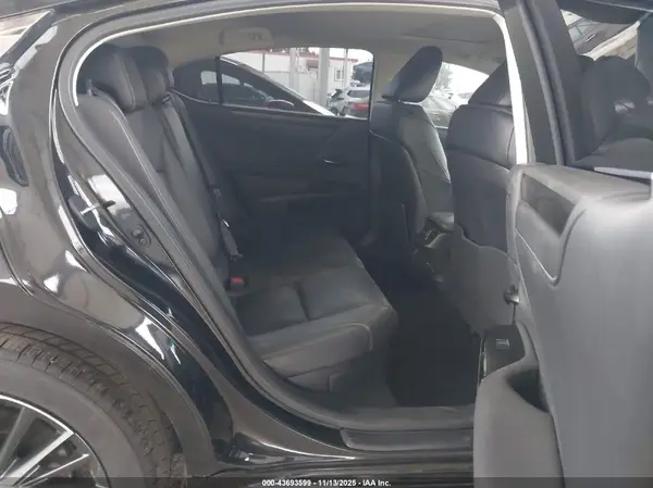 58ADA1C13RU052354 2024 LEXUS ES - Image 8