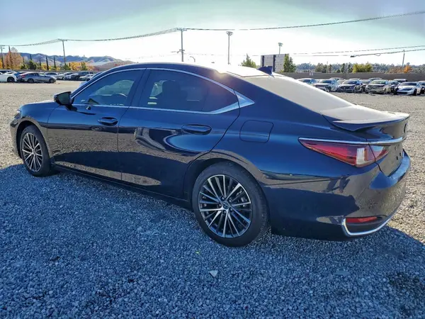 58ADA1C13RU052564 2024 LEXUS ES - Image 2